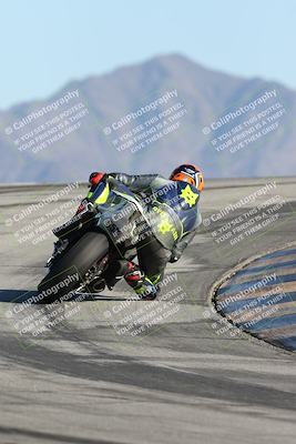 media/Jan-10-2026-Race Pace (Sat) [[3e4fee349c]]/2-Verified/Session 4 (Turn 12 Backside)/